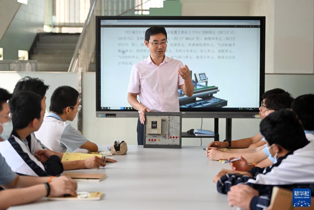 合乐888登录网站